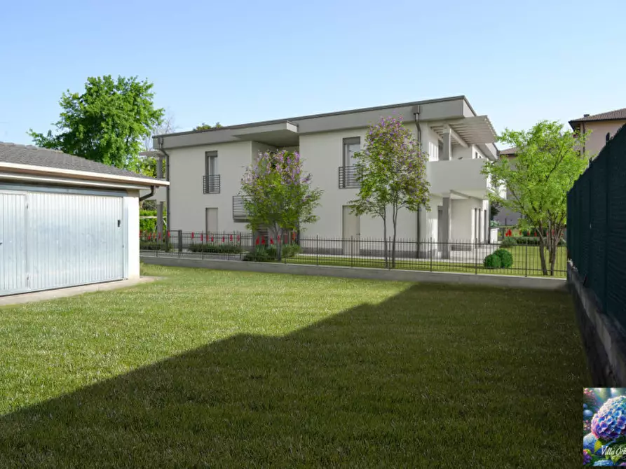 Immagine 2 di Appartamento in vendita  in Via Testi a Castelnuovo Del Garda