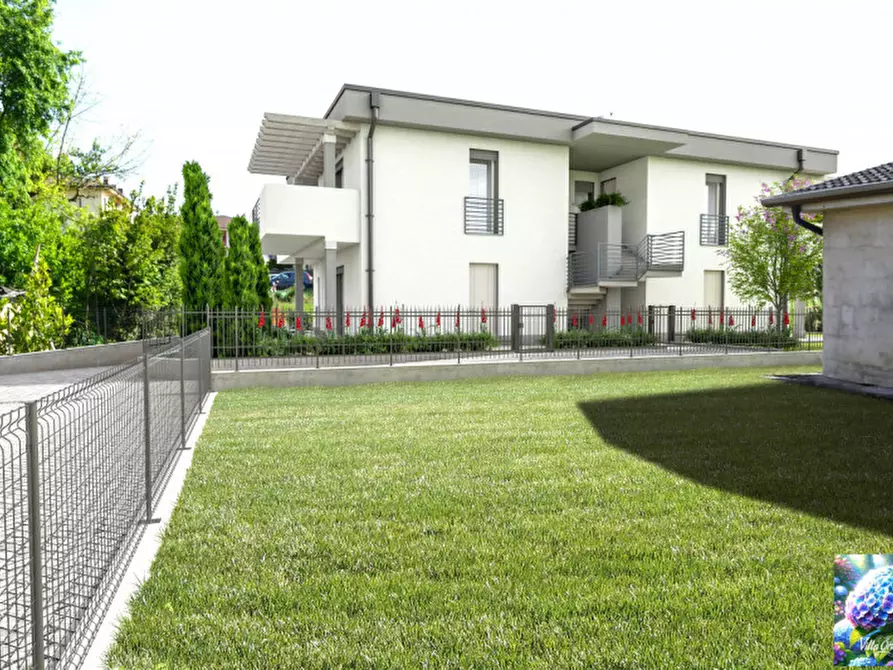 Immagine 3 di Appartamento in vendita  in Via Testi a Castelnuovo Del Garda