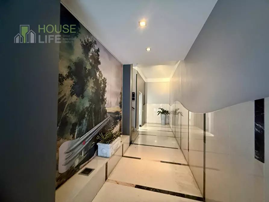 Immagine 1 di Ufficio in affitto  in Viale San Lazzaro a Vicenza