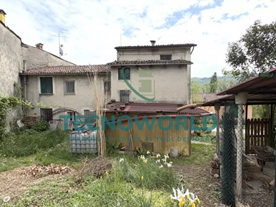 Immagine 2 di Rustico / casale in vendita  a Malo
