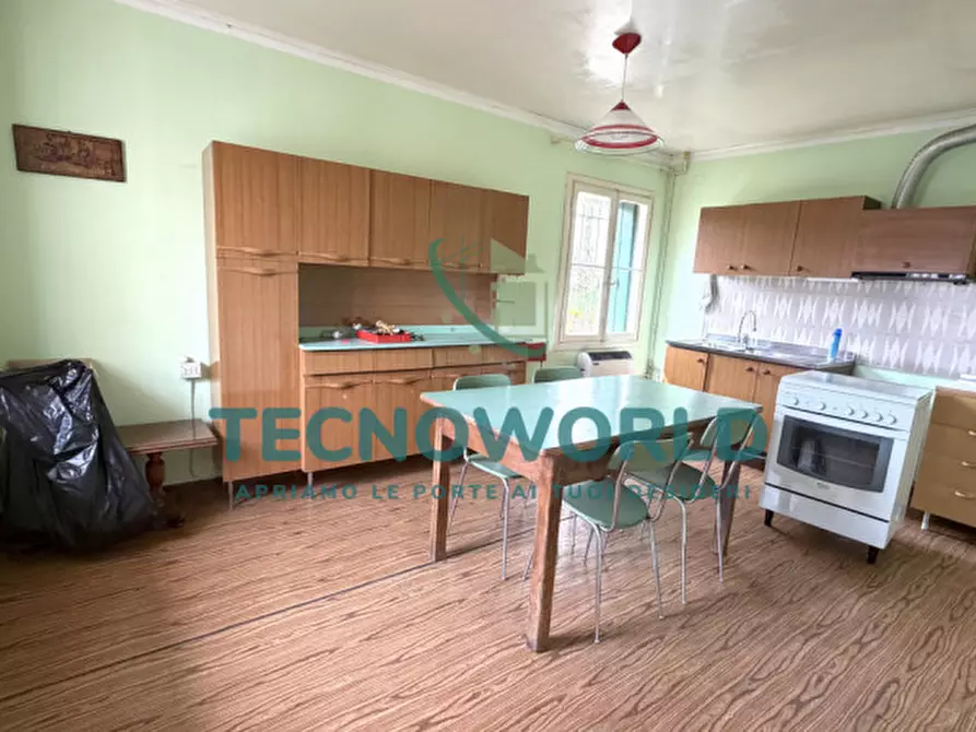 Immagine 4 di Rustico / casale in vendita  a Malo