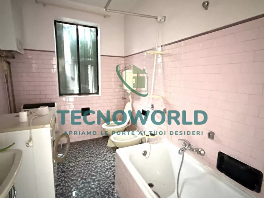 Immagine 9 di Rustico / casale in vendita  a Malo