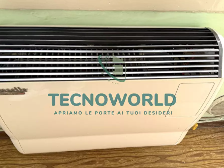 Immagine 18 di Rustico / casale in vendita  a Malo