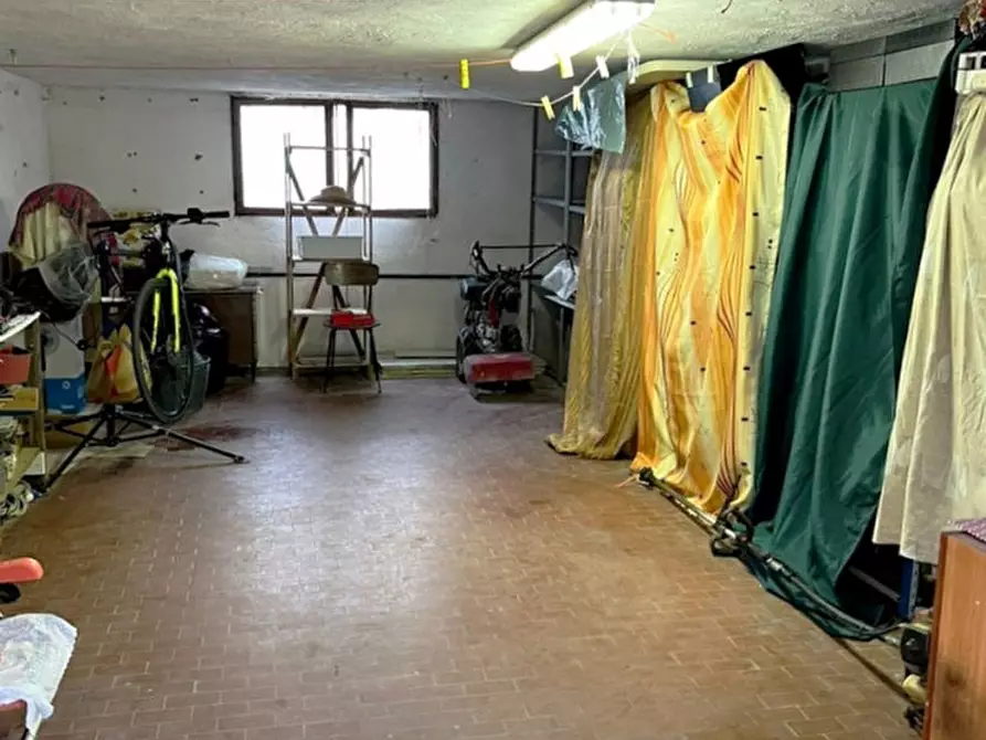 Immagine 2 di Garage in vendita  in Via della Penna a Terranuova Bracciolini