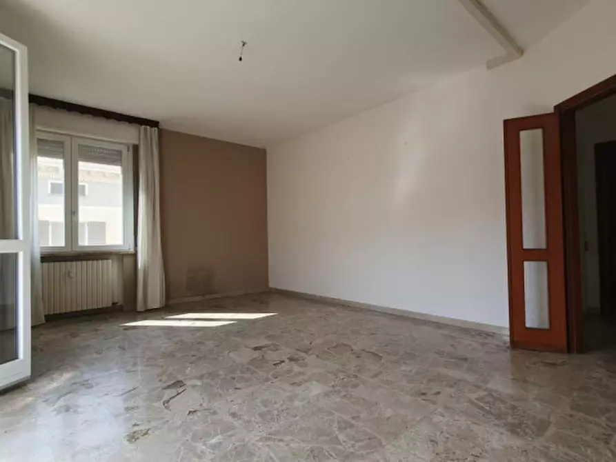 Immagine 2 di Appartamento in vendita  in Via Giuseppe Luosi a Mirandola