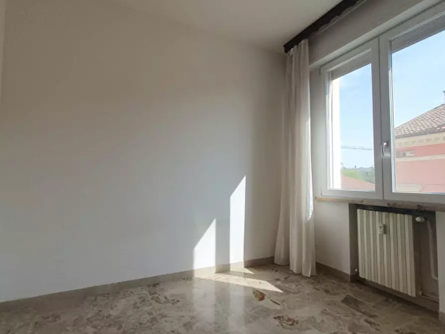 Immagine 11 di Appartamento in vendita  in Via Giuseppe Luosi a Mirandola