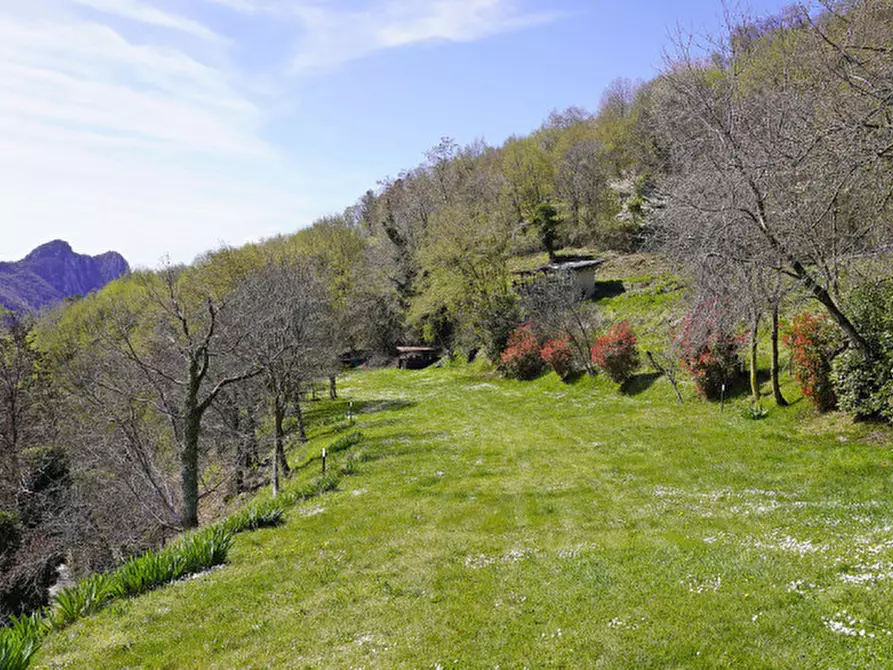 Immagine 12 di Villa in vendita  in Via A. Volta a Gargnano