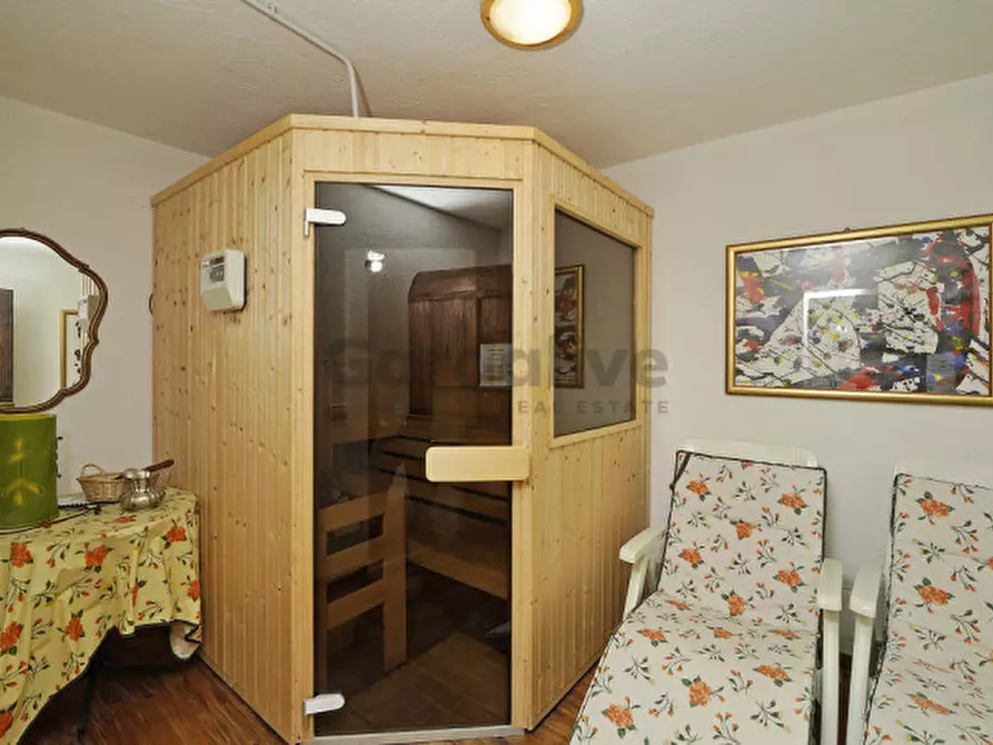 Immagine 19 di Villa in vendita  in Via A. Volta a Gargnano