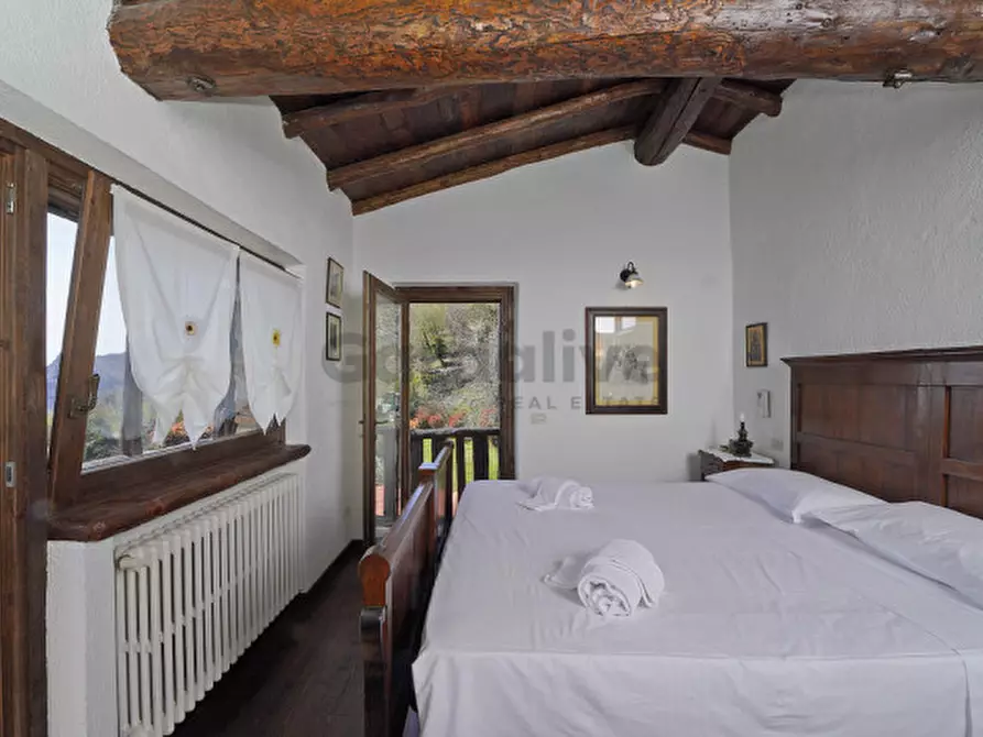 Immagine 22 di Villa in vendita  in Via A. Volta a Gargnano