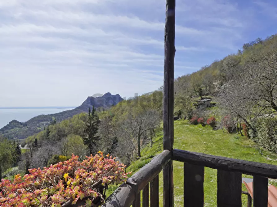 Immagine 24 di Villa in vendita  in Via A. Volta a Gargnano