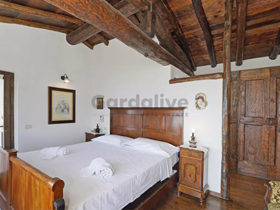 Immagine 25 di Villa in vendita  in Via A. Volta a Gargnano