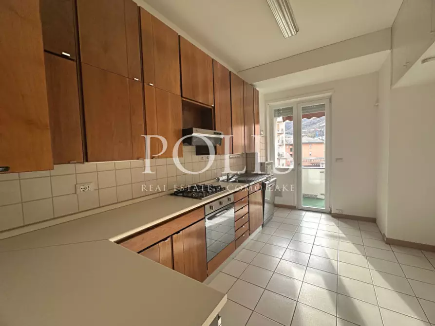 Immagine 4 di Appartamento in vendita  in Via Antonio Sant'Elia a Como