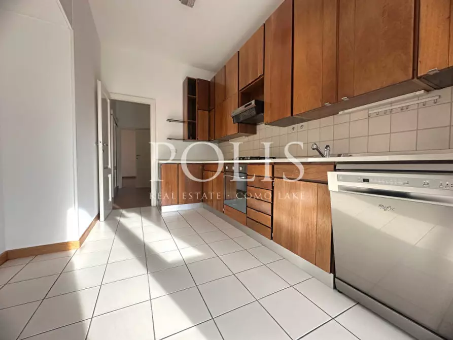 Immagine 5 di Appartamento in vendita  in Via Antonio Sant'Elia a Como