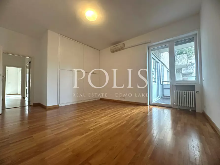 Immagine 8 di Appartamento in vendita  in Via Antonio Sant'Elia a Como