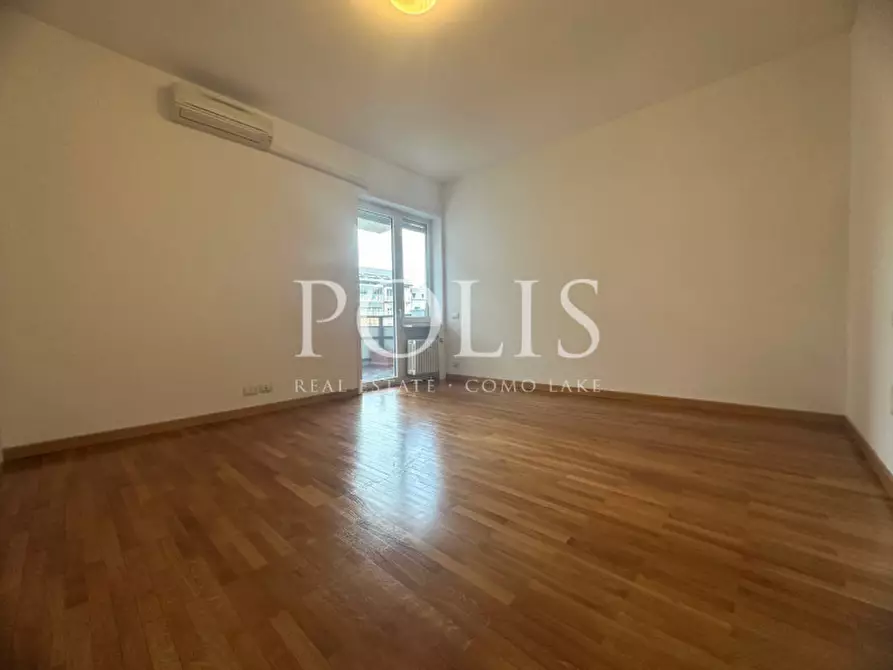 Immagine 9 di Appartamento in vendita  in Via Antonio Sant'Elia a Como