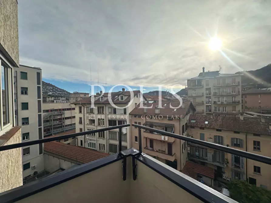 Immagine 12 di Appartamento in vendita  in Via Antonio Sant'Elia a Como