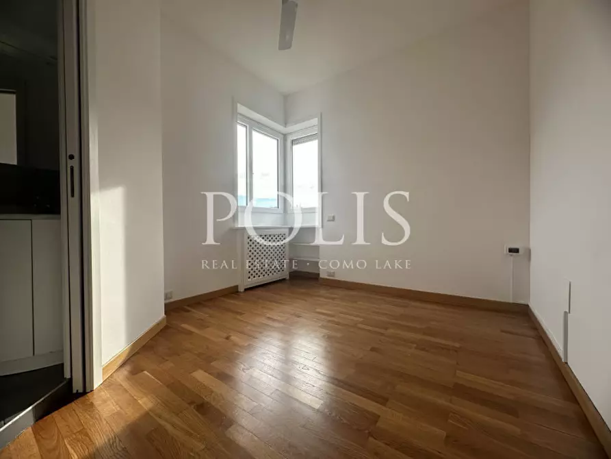 Immagine 14 di Appartamento in vendita  in Via Antonio Sant'Elia a Como