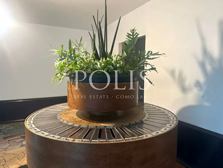 Immagine 18 di Appartamento in vendita  in Via Antonio Sant'Elia a Como