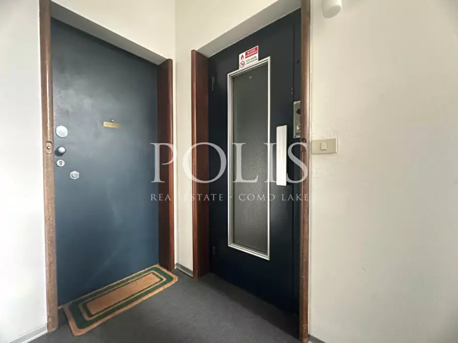 Immagine 24 di Appartamento in vendita  in Via Antonio Sant'Elia a Como