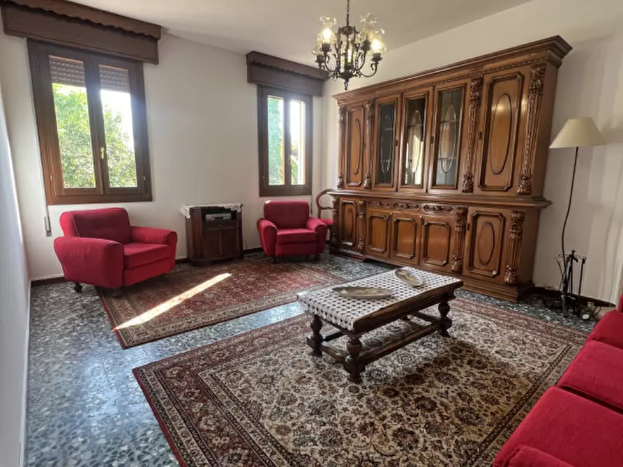 Immagine 1 di Casa indipendente in vendita  in Via 25 Aprile 3 a Curtarolo