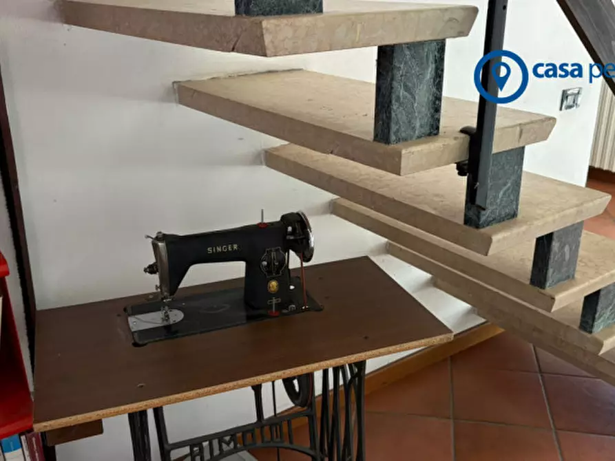 Immagine 6 di Villa in vendita  in Via Roma a Polesella