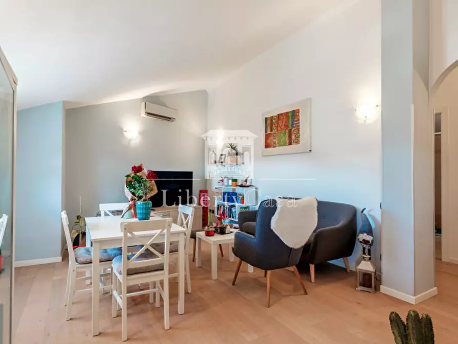 Immagine 4 di Appartamento in vendita  in Via Promontorio n.63 a Toscolano-Maderno