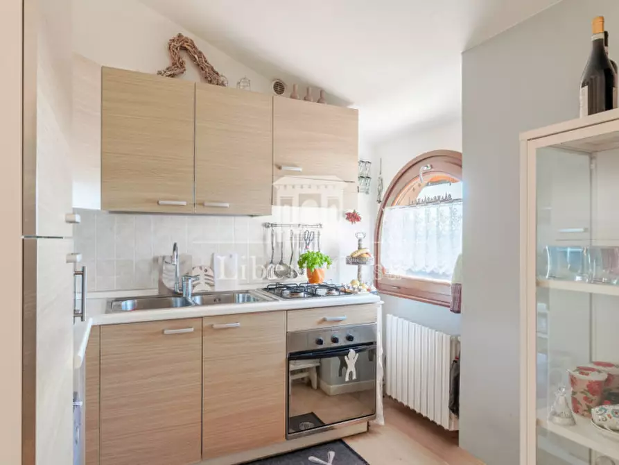 Immagine 7 di Appartamento in vendita  in Via Promontorio n.63 a Toscolano-Maderno