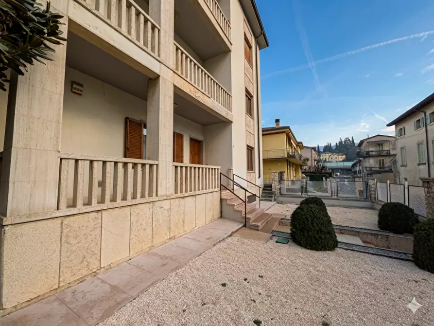 Immagine 2 di Casa bifamiliare in vendita  in via marconi 27 a Grezzana