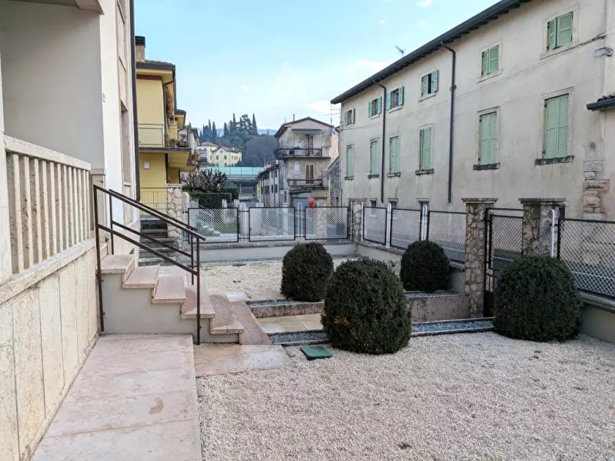 Immagine 37 di Casa bifamiliare in vendita  in via marconi 27 a Grezzana