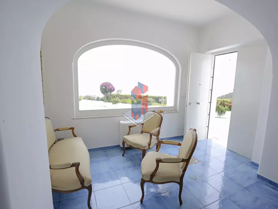 Immagine 12 di Villa in vendita  in ISCHIA - SANT'ANGELO- PARTE ALTA a Serrara Fontana