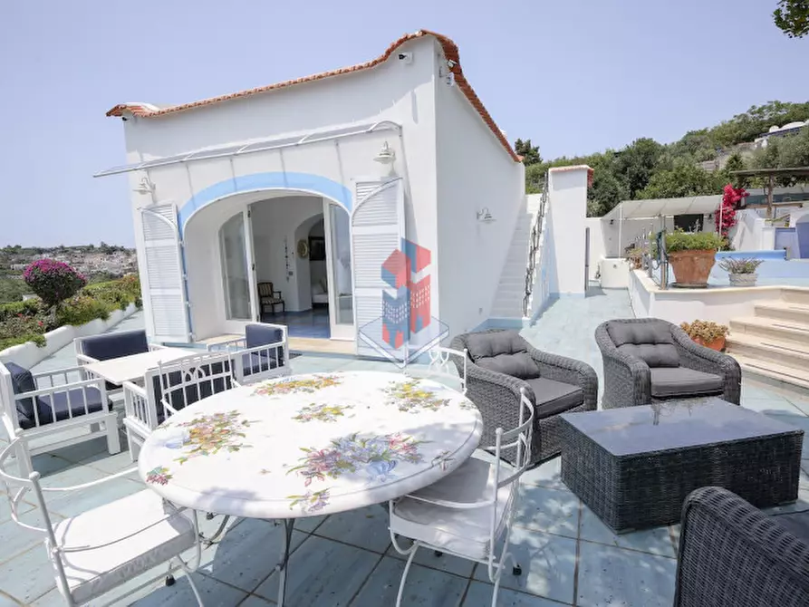 Immagine 42 di Villa in vendita  in ISCHIA - SANT'ANGELO- PARTE ALTA a Serrara Fontana
