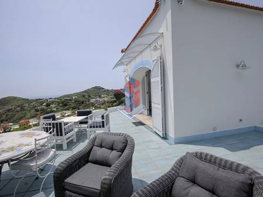Immagine 46 di Villa in vendita  in ISCHIA - SANT'ANGELO- PARTE ALTA a Serrara Fontana