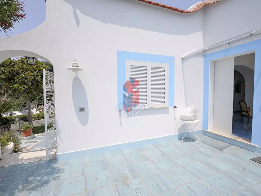 Immagine 48 di Villa in vendita  in ISCHIA - SANT'ANGELO- PARTE ALTA a Serrara Fontana