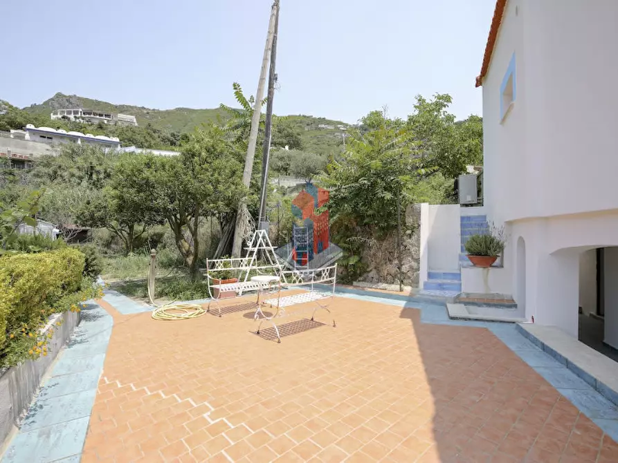 Immagine 52 di Villa in vendita  in ISCHIA - SANT'ANGELO- PARTE ALTA a Serrara Fontana