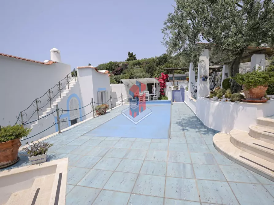 Immagine 67 di Villa in vendita  in ISCHIA - SANT'ANGELO- PARTE ALTA a Serrara Fontana