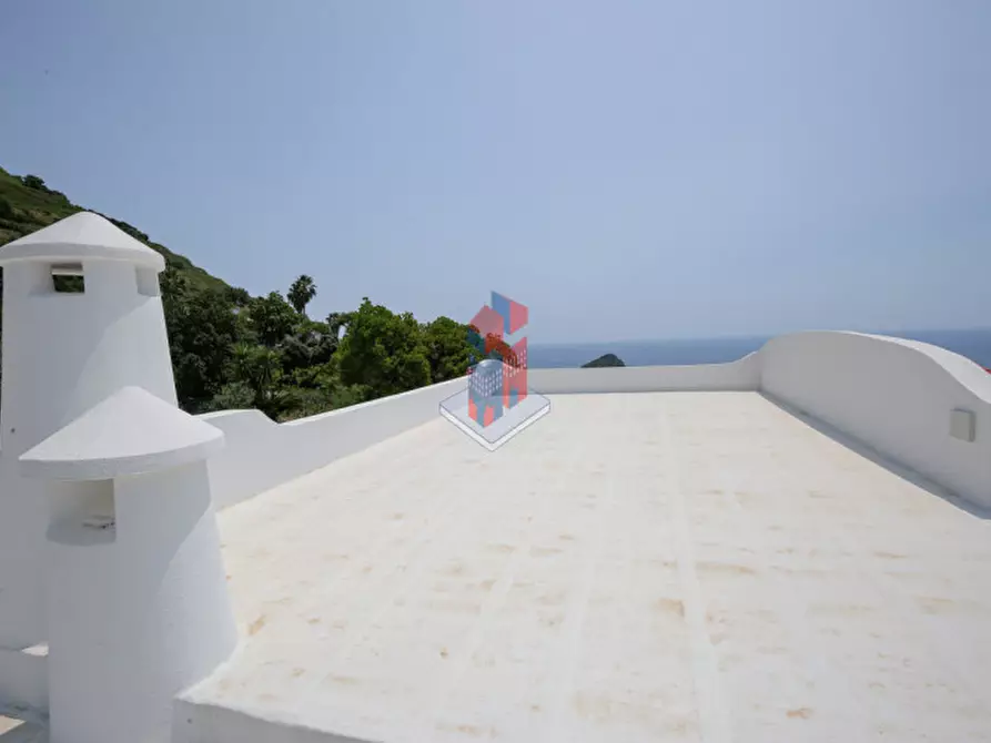 Immagine 93 di Villa in vendita  in ISCHIA - SANT'ANGELO- PARTE ALTA a Serrara Fontana
