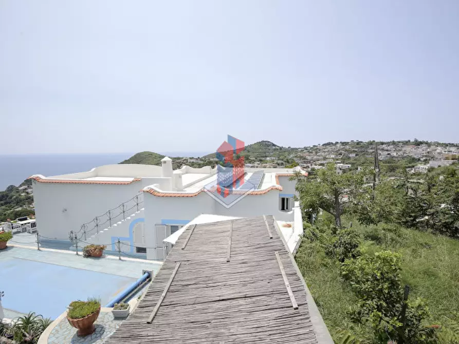 Immagine 110 di Villa in vendita  in ISCHIA - SANT'ANGELO- PARTE ALTA a Serrara Fontana