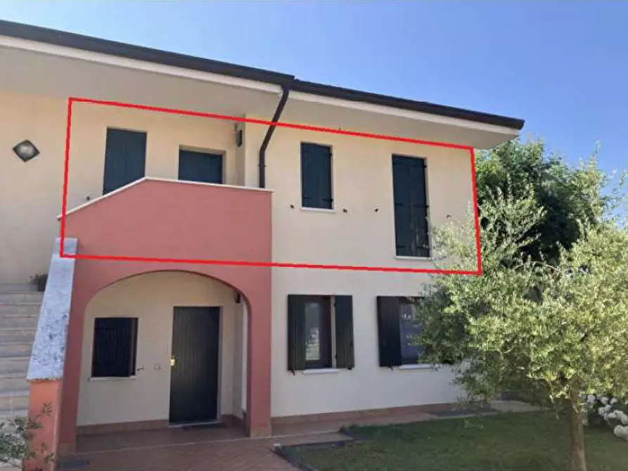 Immagine 2 di Appartamento in vendita  in Via Erino Girelli 23 a Bussolengo