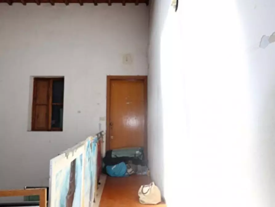 Immagine 11 di Appartamento in vendita  in Via Poggio Bracciolini a Montevarchi