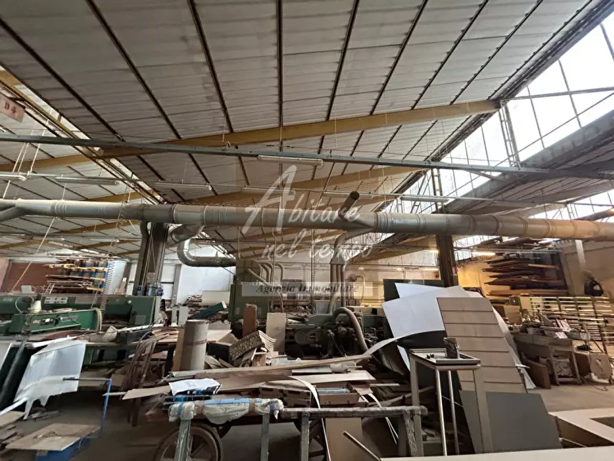 Immagine 2 di Capannone industriale in vendita  in Via Vittorio Veneto 3 a Villa Del Conte