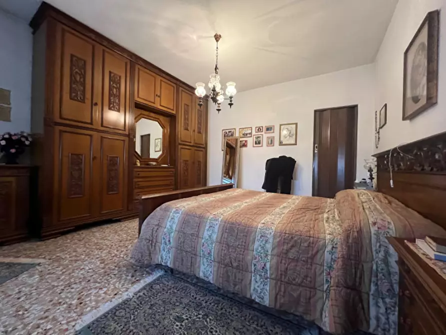 Immagine 11 di Casa indipendente in vendita  in Via Fontane 14 a Lonigo