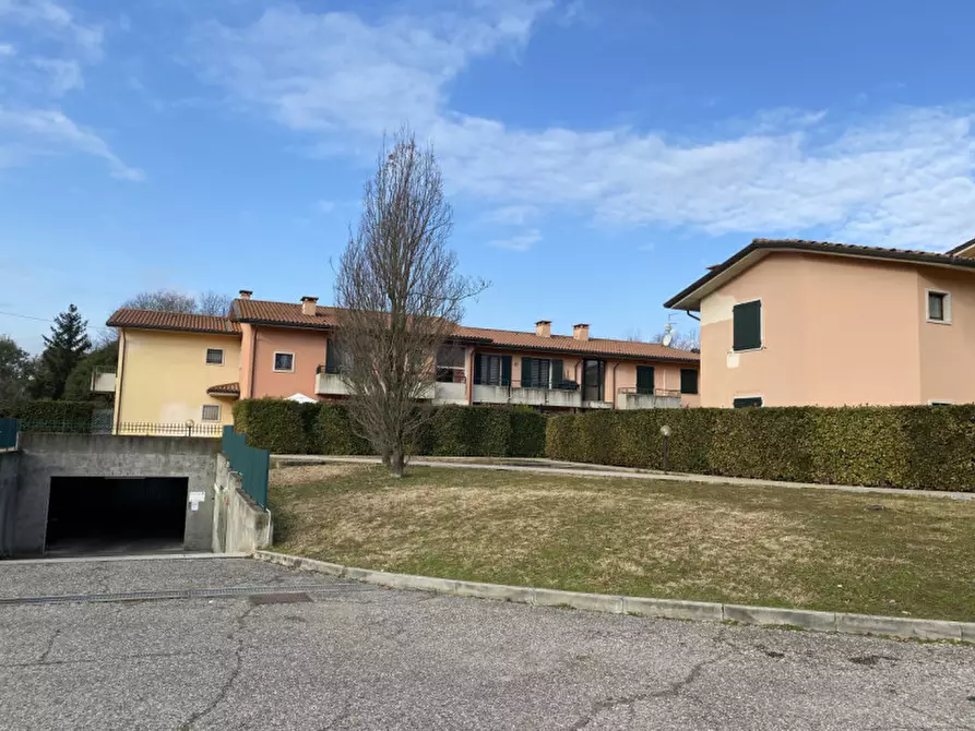 Immagine 1 di Appartamento in vendita  in Via Milano 181 b a Castelnuovo Del Garda
