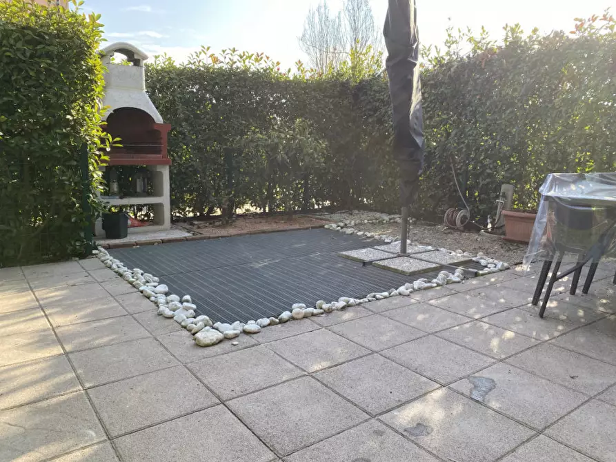 Immagine 6 di Appartamento in vendita  in Via Milano 181 b a Castelnuovo Del Garda