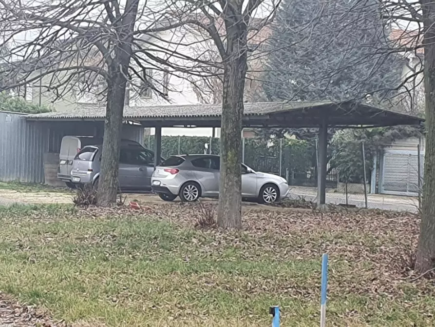 Immagine 3 di Terreno in vendita  in Via Aurelio Gobetti a San Pietro Di Morubio