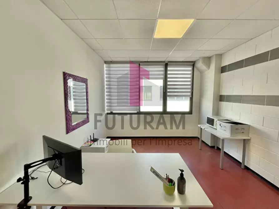 Immagine 12 di Ufficio in affitto  in VIDE DEGLI ALPINI 43 a Camisano Vicentino