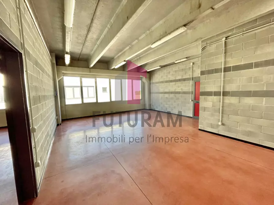 Immagine 2 di Laboratorio in affitto  in Via degli Alpini a Camisano Vicentino