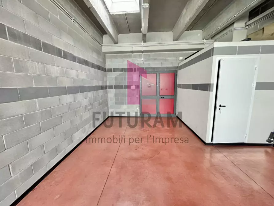 Immagine 13 di Laboratorio in affitto  in Via degli Alpini a Camisano Vicentino