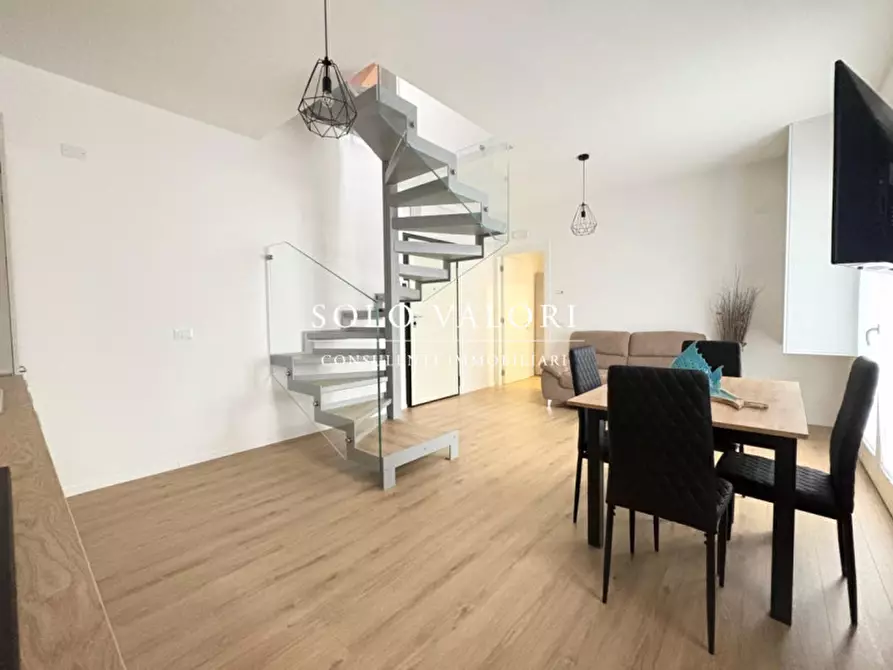 Immagine 4 di Appartamento in vendita  a Castelfranco Veneto