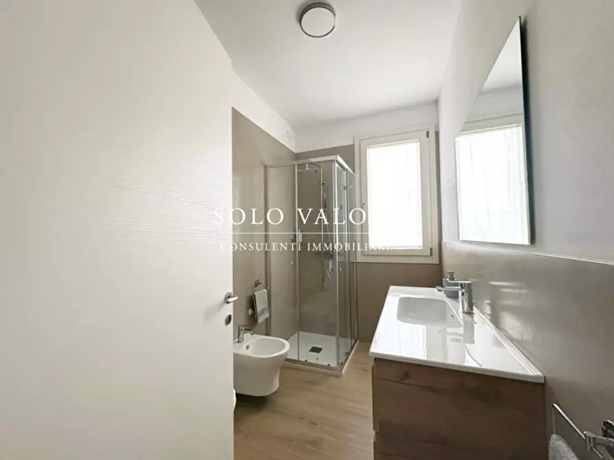 Immagine 6 di Appartamento in vendita  a Castelfranco Veneto