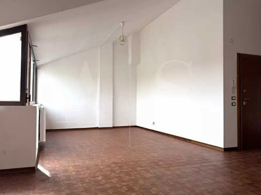 Immagine 1 di Appartamento in vendita  in Via Cucca a Montegaldella